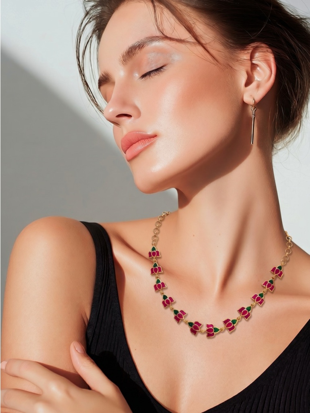 Elegant Gold-Plated Floral Link Necklace in Red and Green